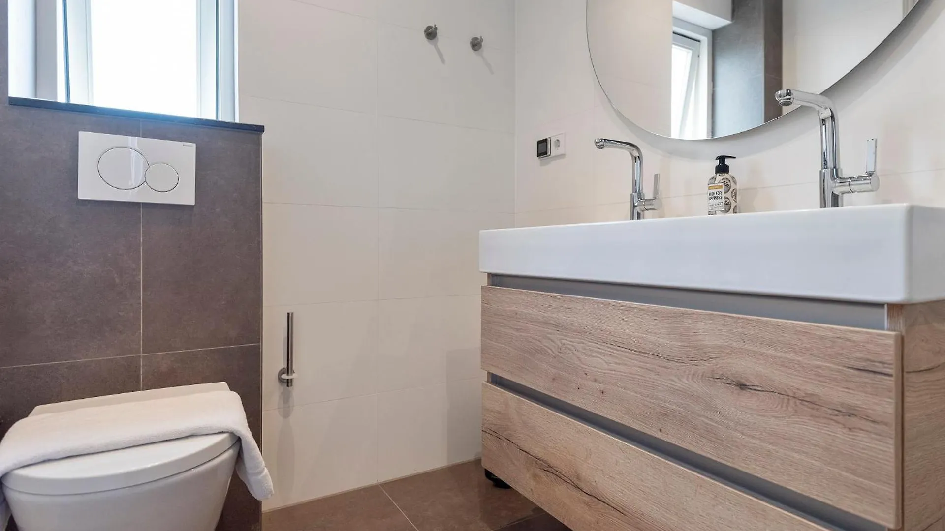 Villa Harry With Private Parking Zandvoort 0*,  Holland