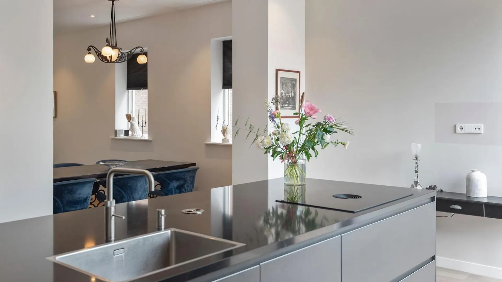 Villa Harry With Private Parking Zandvoort Feriehus