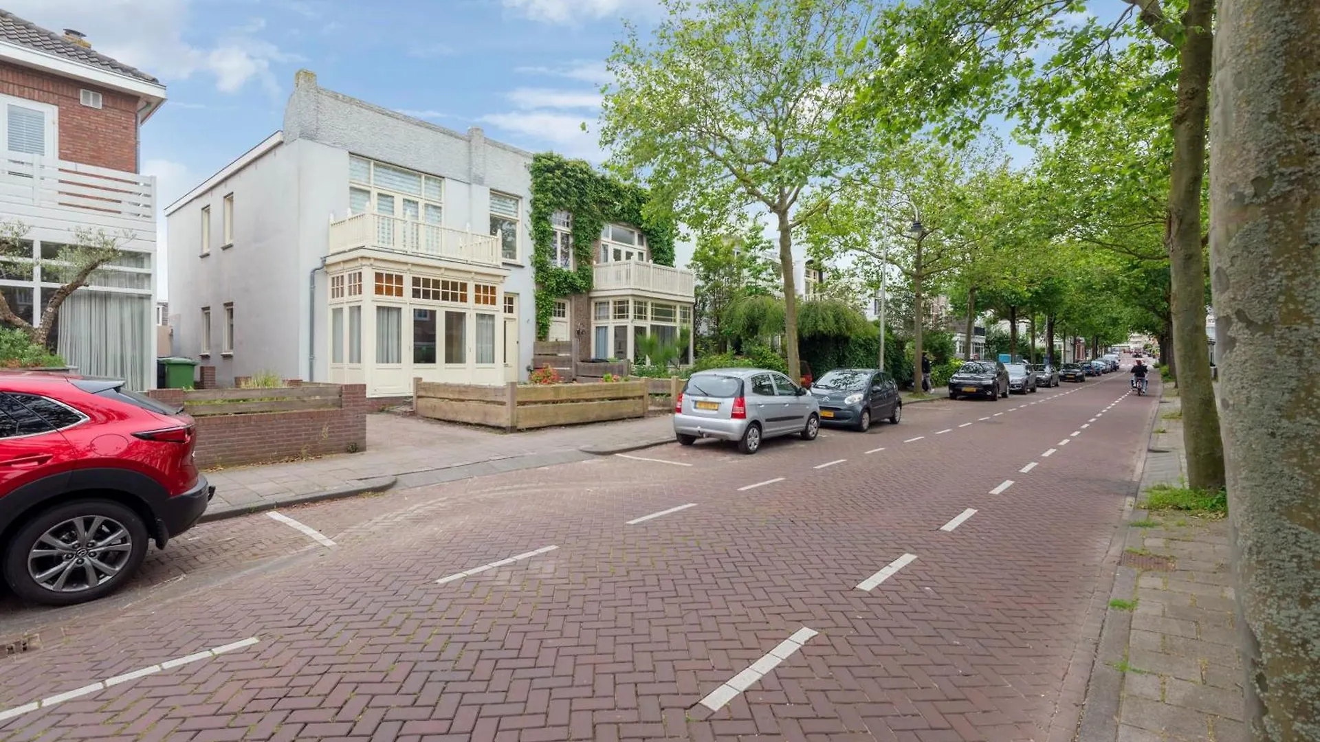Villa Harry With Private Parking Zandvoort